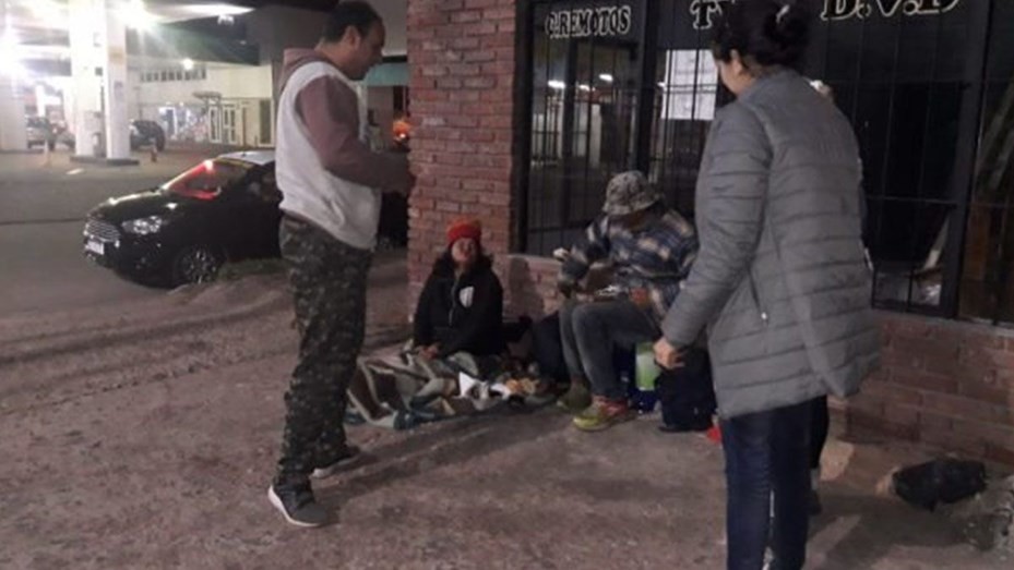 Actitud Solidaria: se acerca el frío y necesitan donaciones para seguir ayudando | Información General