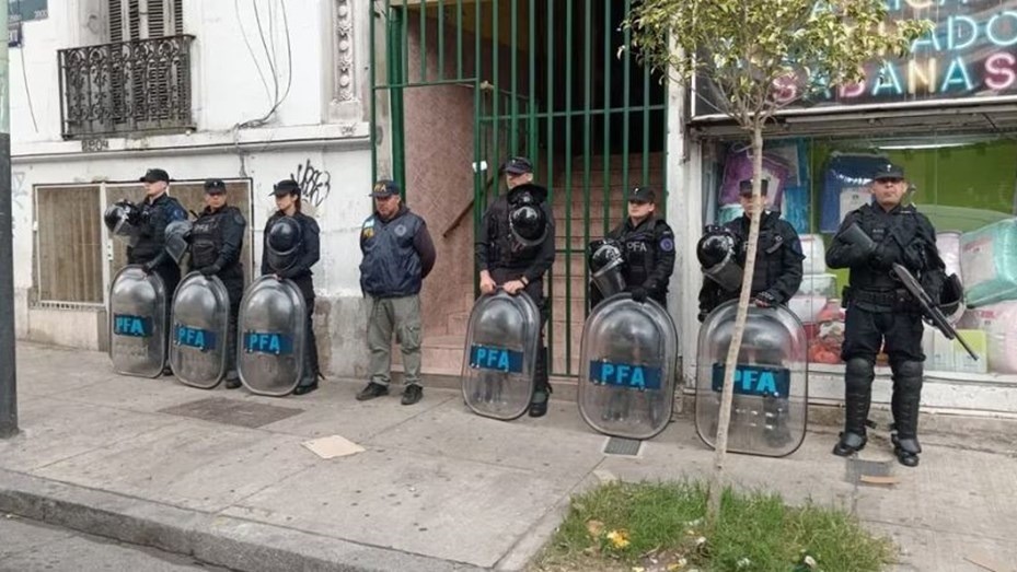 Rescataron a tres personas víctimas de trata en un hotel del barrio de Balvanera | Nacionales