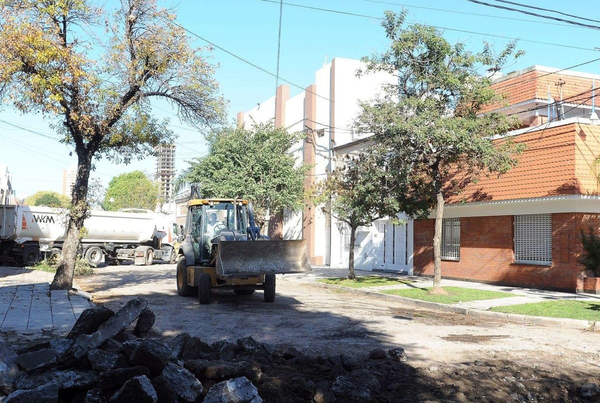 Trabajos de fumigación, iluminación y bacheo previstos para este martes 13 | Información General