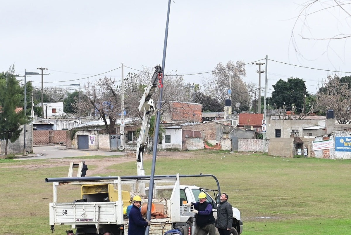 Alto Verde y La Vuelta del Paraguayo se suman al Plan de Iluminación municipal | Información General