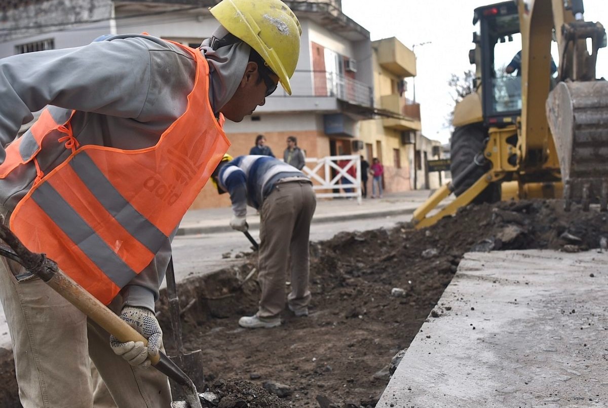 Trabajos de iluminación y bacheo previstos para este martes 18 | Información General