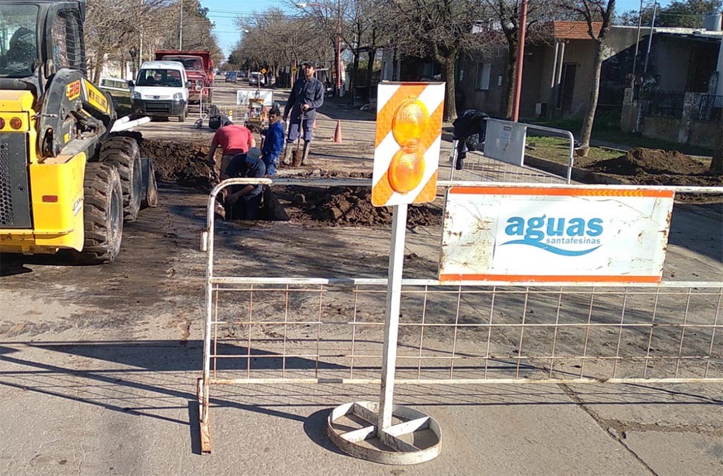 Por trabajos en las cañerías, mañana y el miércoles habrá cortes de agua en barrio Los Hornos | Información General