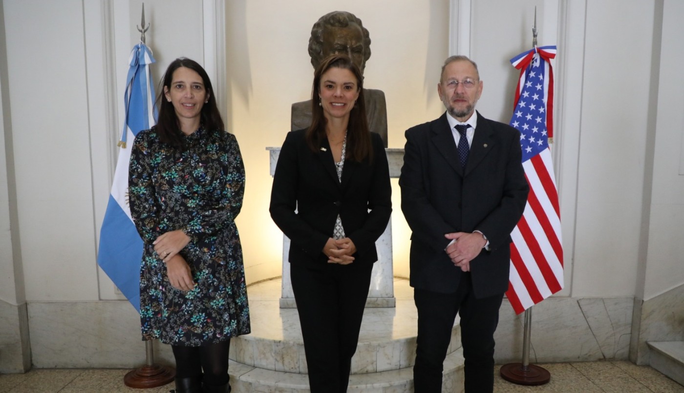 Corach recibió a la vicejefa de misión de la Embajada de EEUU | Información General