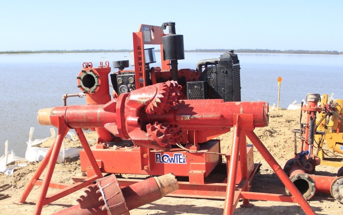 La perforación para que el gasoducto cruce la laguna superó el 50 por ciento | Información General