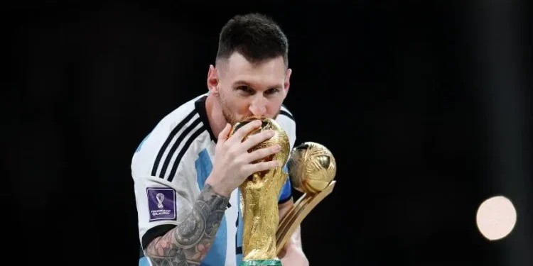 Messi regresa a París en busca de su octavo Balón de Oro | Deportes