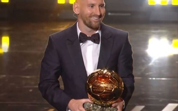 Messi ganó su octavo Balón de Oro y agigantó su leyenda en el fútbol | Deportes