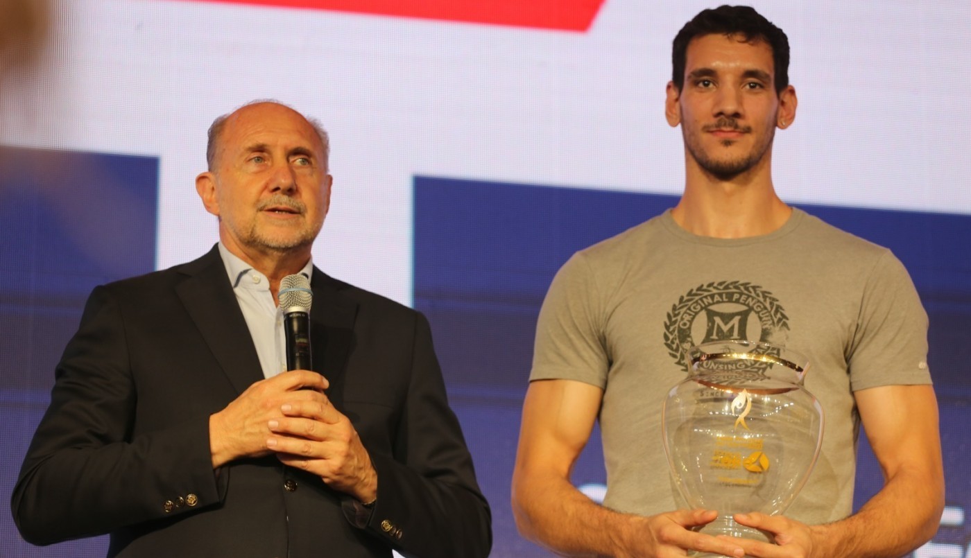 Perotti participó de la entrega de premios a los deportistas santafesinos destacados del 2023 | Información General