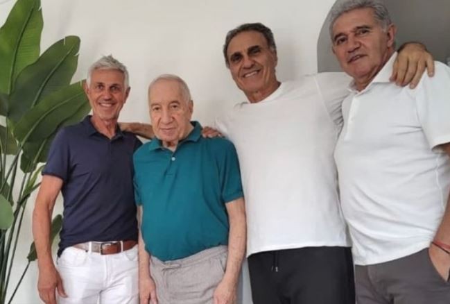 Carlos Bilardo reapareció junto a los campeones del mundo del ´86 | Deportes