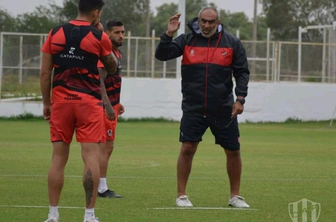 Iván Delfino, el DT que pica en punta tras la victoria de Godano | Deportes