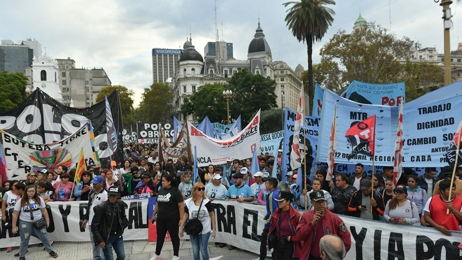 Unidad Piquetera marcha en un clima de tensión y el Gobierno estrena el protocolo antipiquetes | Nacionales
