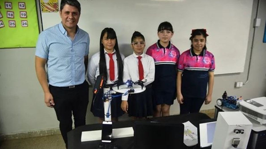 Alumnas cordobesas fueron reconocidas en una competencia internacional por crear una app contra la inseguridad | Nacionales