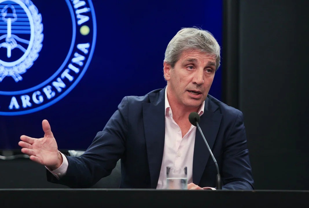 Caputo criticó a Kicillof por sumarse al paro | Nacionales