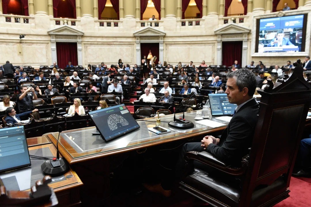 Ley ómnibus: Diputados aprobó el proyecto en general y pasó a cuarto intermedio | Nacionales