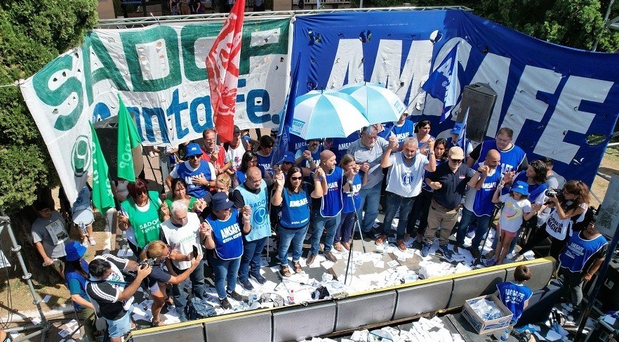 Las bases de Amsafe y Sadop resuelven si habrá paro de docentes | Información General