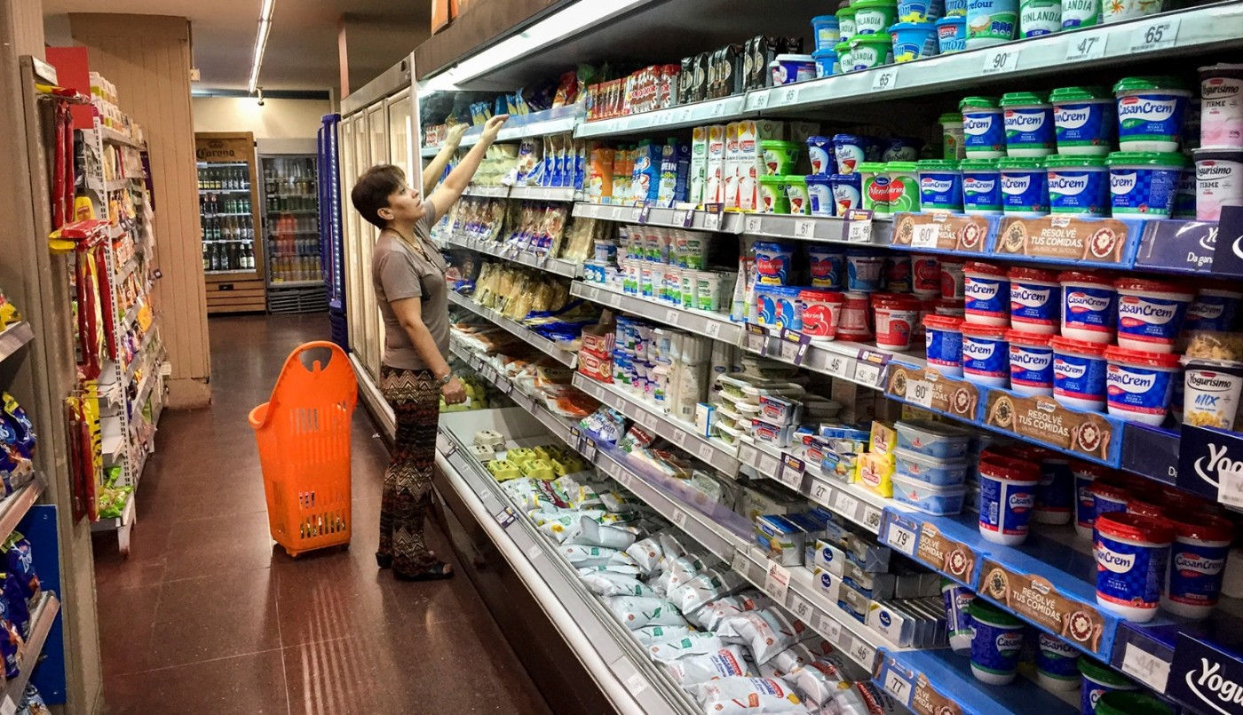 Enero: Fuerte caída del consumo en las ventas en supermercados y mayoristas | Información General