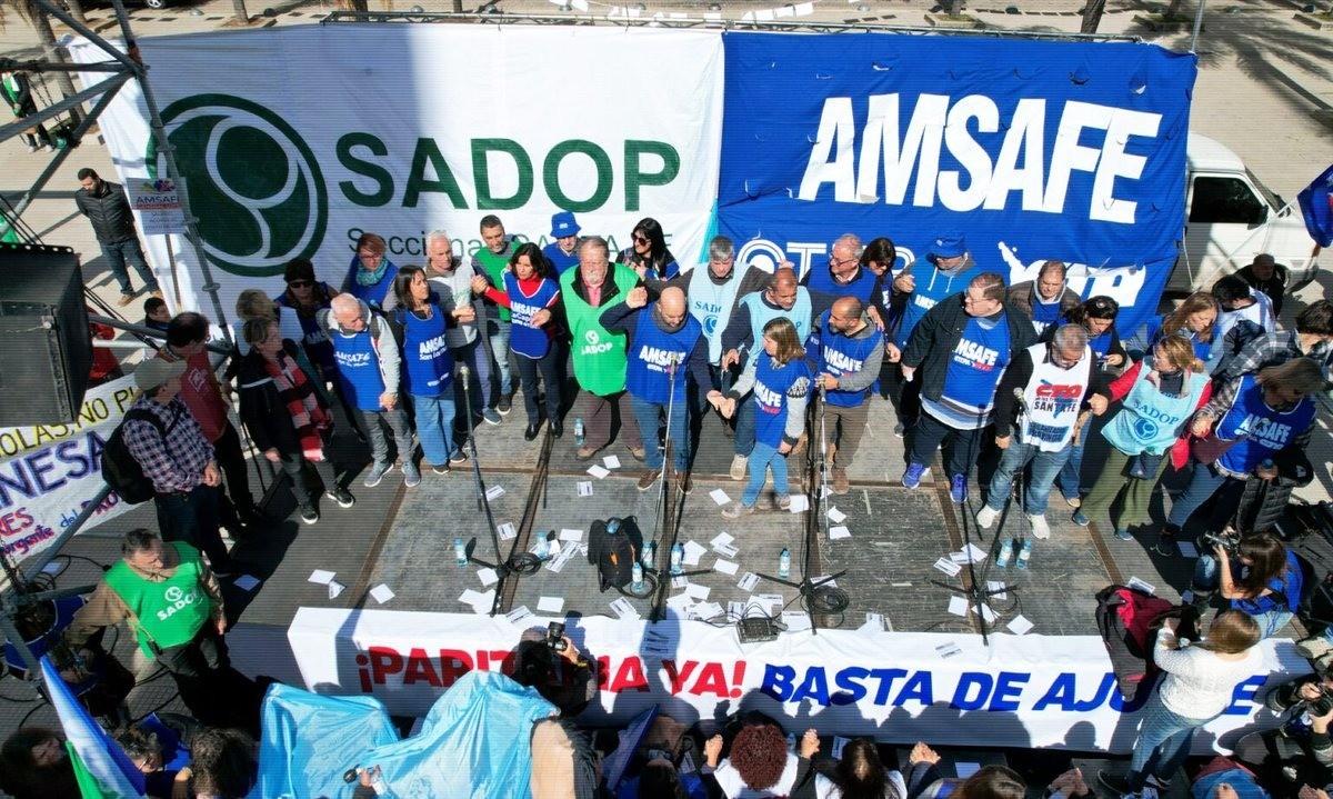 Amsafe y Sadop rechazan el programa "Asistencia Perfecta" anunciado por el Gobierno | Información General