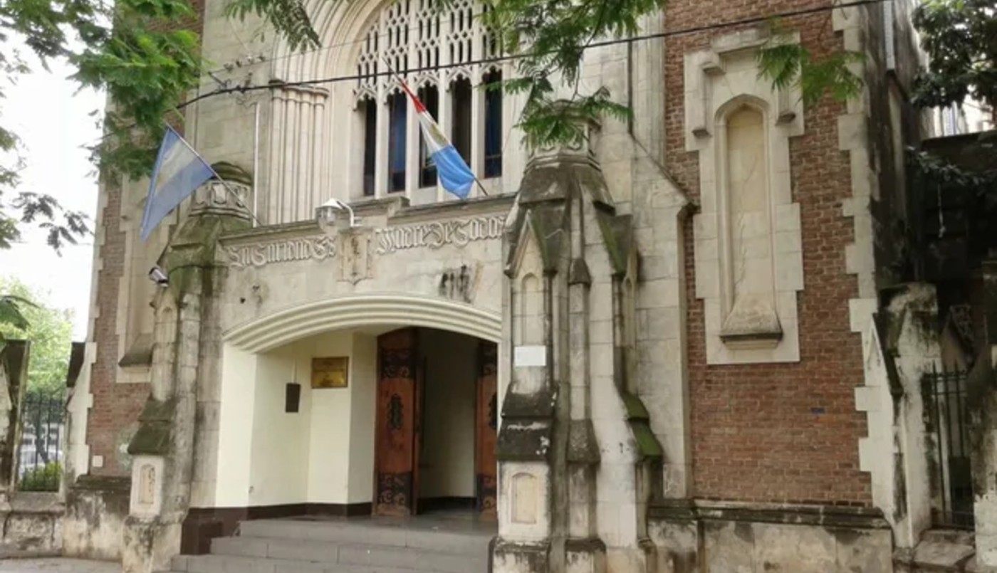 Trabajadores del Hogar Casa Cuna protestan por falta de pagos e irregularidades | Información General