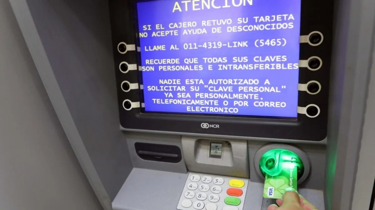 Comenzó el pago de haberes de mayo a los estatales: Mirá el cronograma completo | Información General