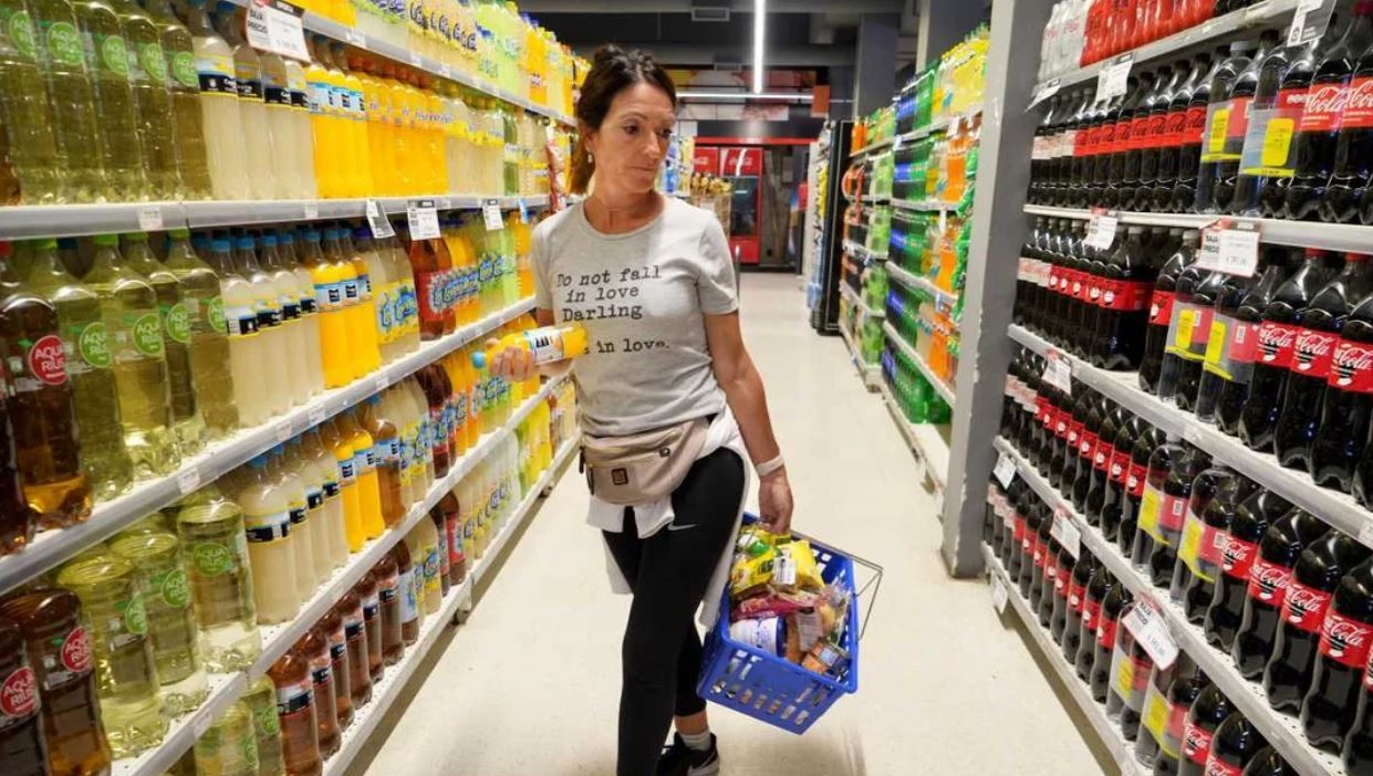 Derrumbe en la venta de alimentos y bebidas: cuánto cayó en el año y el dato que preocupa a empresas | Nacionales