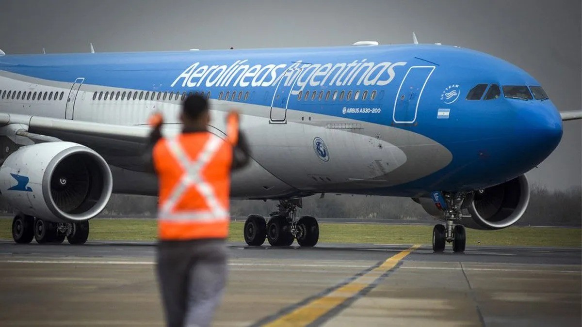Confirman que no se privatizarán Aerolíneas, el Correo ni medios públicos | Nacionales