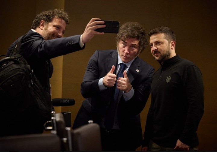 Milei se reunió con Volodímir Zelenski en la Cumbre Global por la Paz | Nacionales