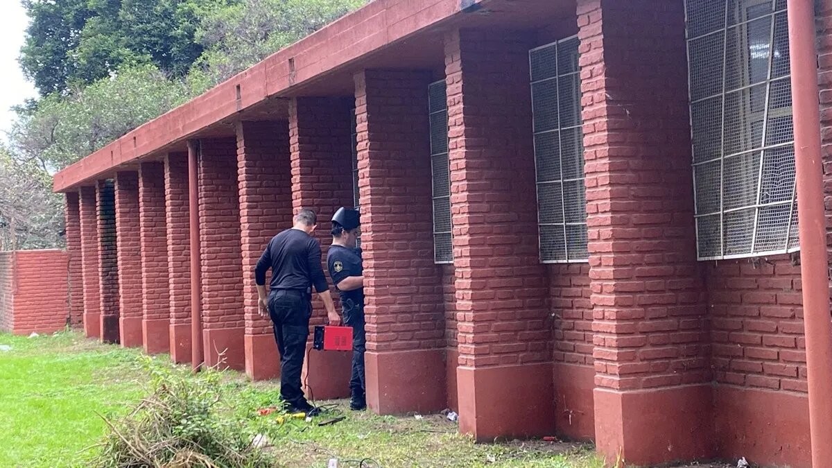 Barrio San Agustín: nuevo robo en la escuela Ravera | Información General