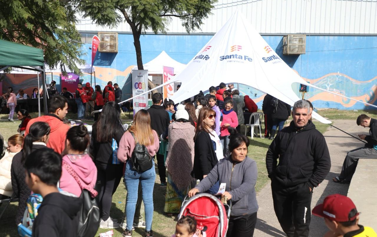 Trámites y servicios al alcance de vecinos de Las Flores II | Información General