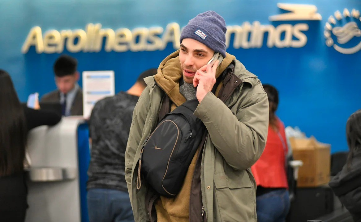 El paro de pilotos y tripulantes afectará a más de 300 vuelos y 37 mil pasajeros | Nacionales