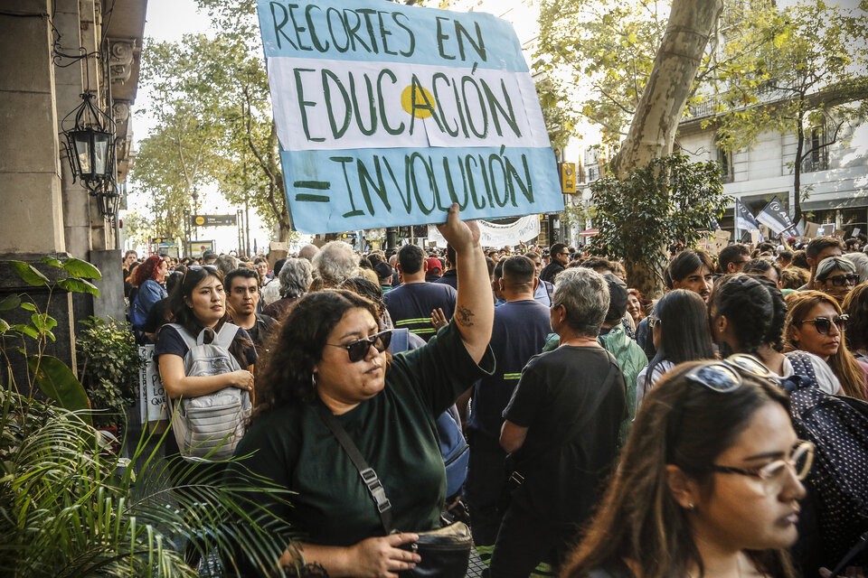 Marcha universitaria: "No es sólo por su presente, también es por su futuro" | Nacionales
