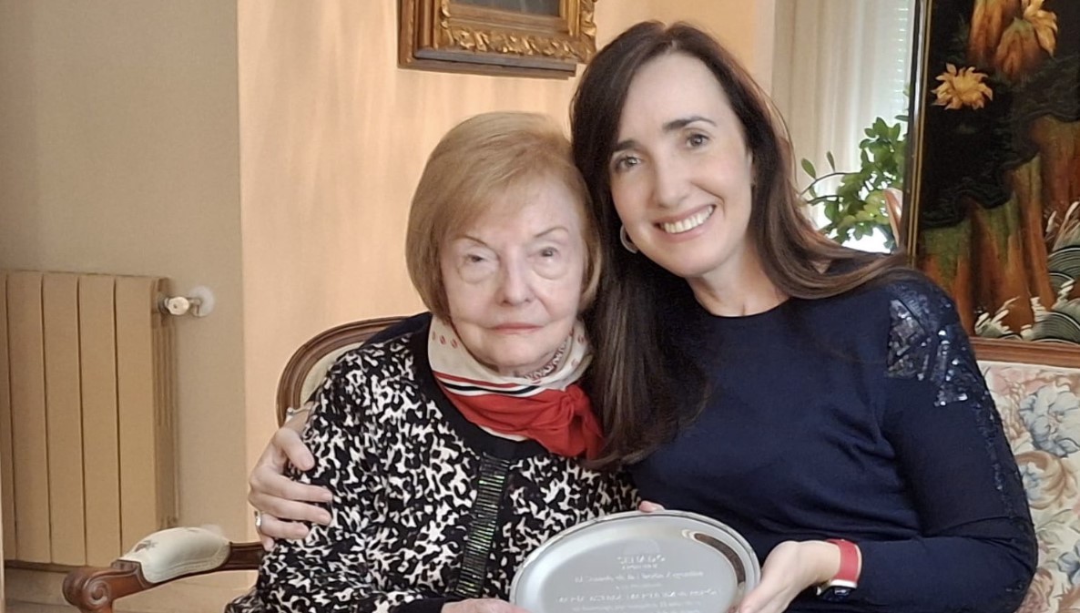 Villarruel compartió fotos con Isabel Martínez de Perón en el Día de la Lealtad Peronista: "Argentina bien nacida" | Nacionales