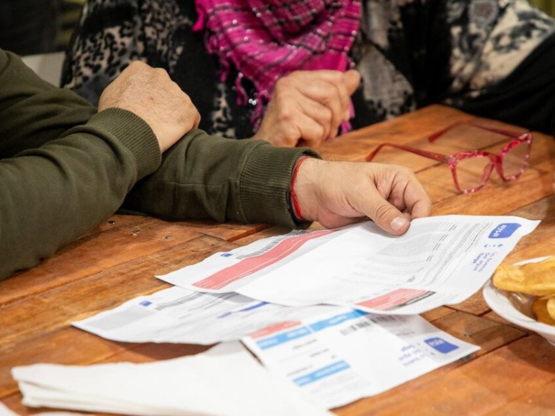 El Gobierno imputó a 95 empresas por incluir tasas de manera indebida en las facturas | Nacionales