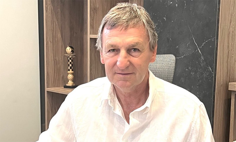 Mientras se espera la confirmación del DT, ¿qué jugadores se buscan en Colón? | Deportes