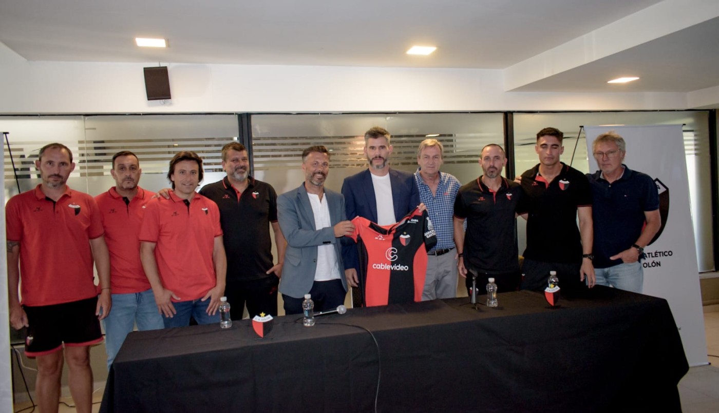 Además de Pereyra, quiénes más fueron presentados ayer en Colón | Deportes