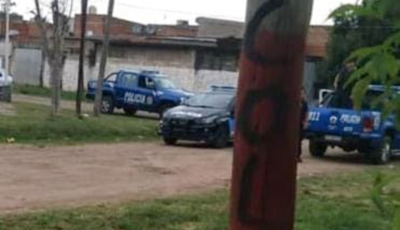 Tiros, violencia de género y caos en Barranquitas | Policiales