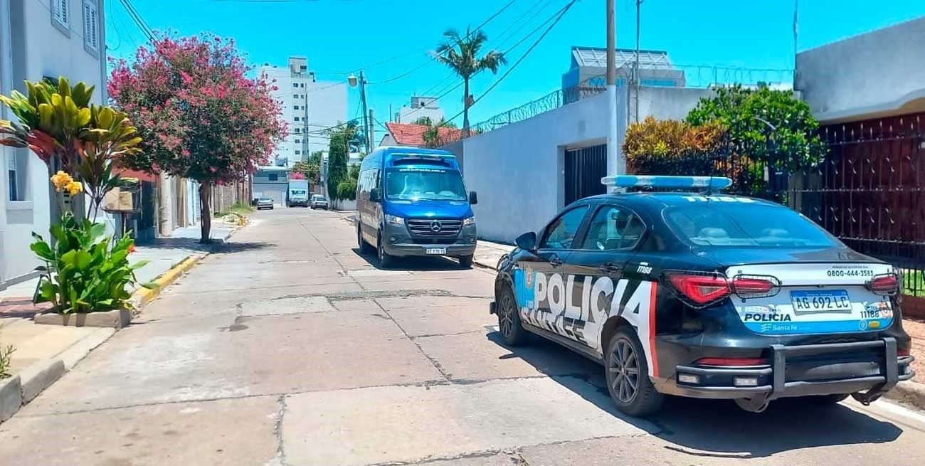 A plena luz del día y tras golpearla, le robaron los ahorros a una mujer de 76 años | Policiales
