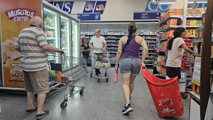 La inflación de enero fue de 2,2% y acumuló 84,5% en el último año | Nacionales