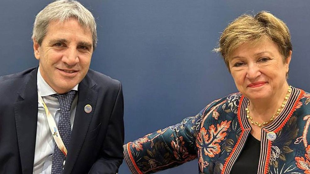 Caputo anunció que Argentina recibirá U$S 20.000 millones del FMI | Nacionales