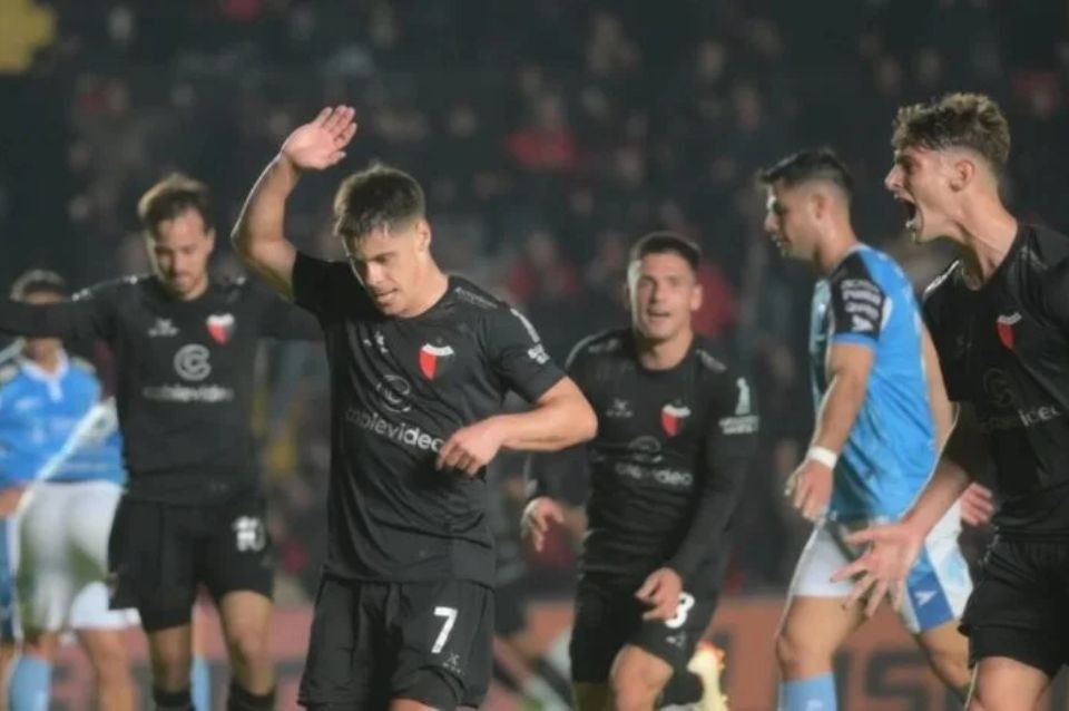 Colón recibe a San Telmo con la obligación de ganar | Deportes