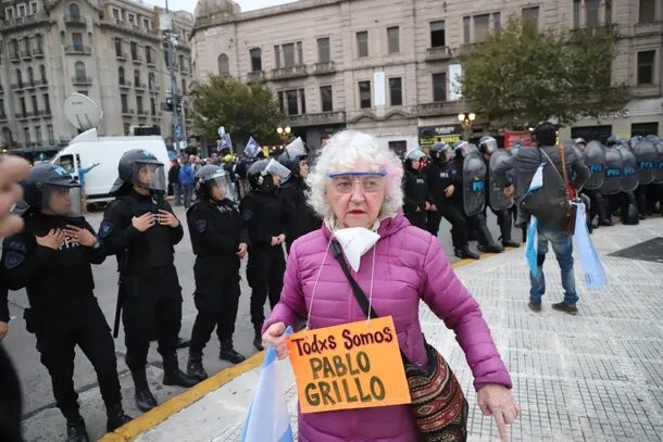 Marcha de Jubilados: hubo nuevos enfrentamientos entre los manifestantes y la policía | Nacionales