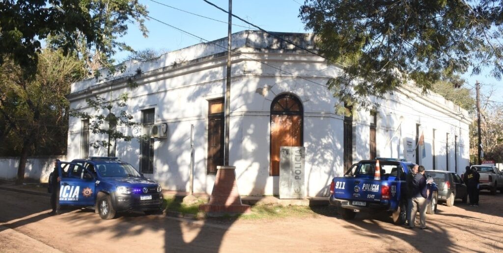 Rincón: un hombre rompió la perimetral e intentó incendiar la casa de su ex pareja | Policiales