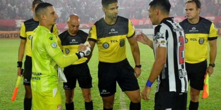 Ya está el árbitro para Colón - Almirante Brown de este domingo | Deportes