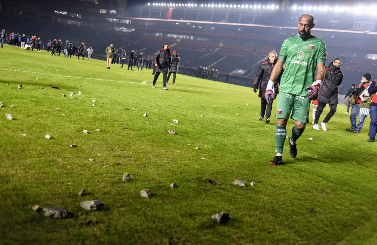 Este jueves se conocerá la sanción a Colón por los incidentes frente a Mitre | Deportes