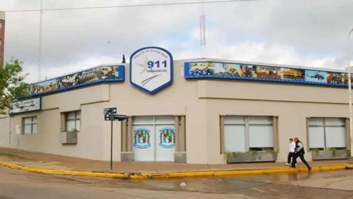 Paraná: murió la policía que se disparó cuando tramitaba una licencia médica | Policiales