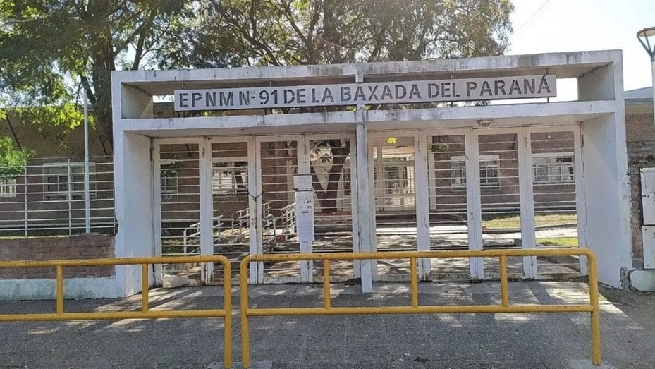 Batalla campal entre alumnas en Entre Ríos: cuatro docentes heridos | Nacionales
