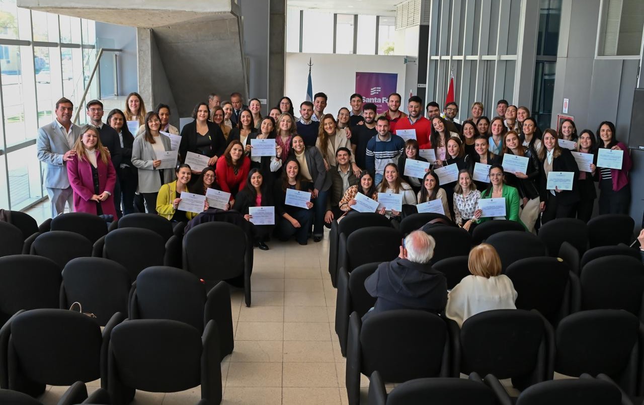 Residencias en salud: 125 profesionales completaron su formación integral en efectores provinciales | Salud