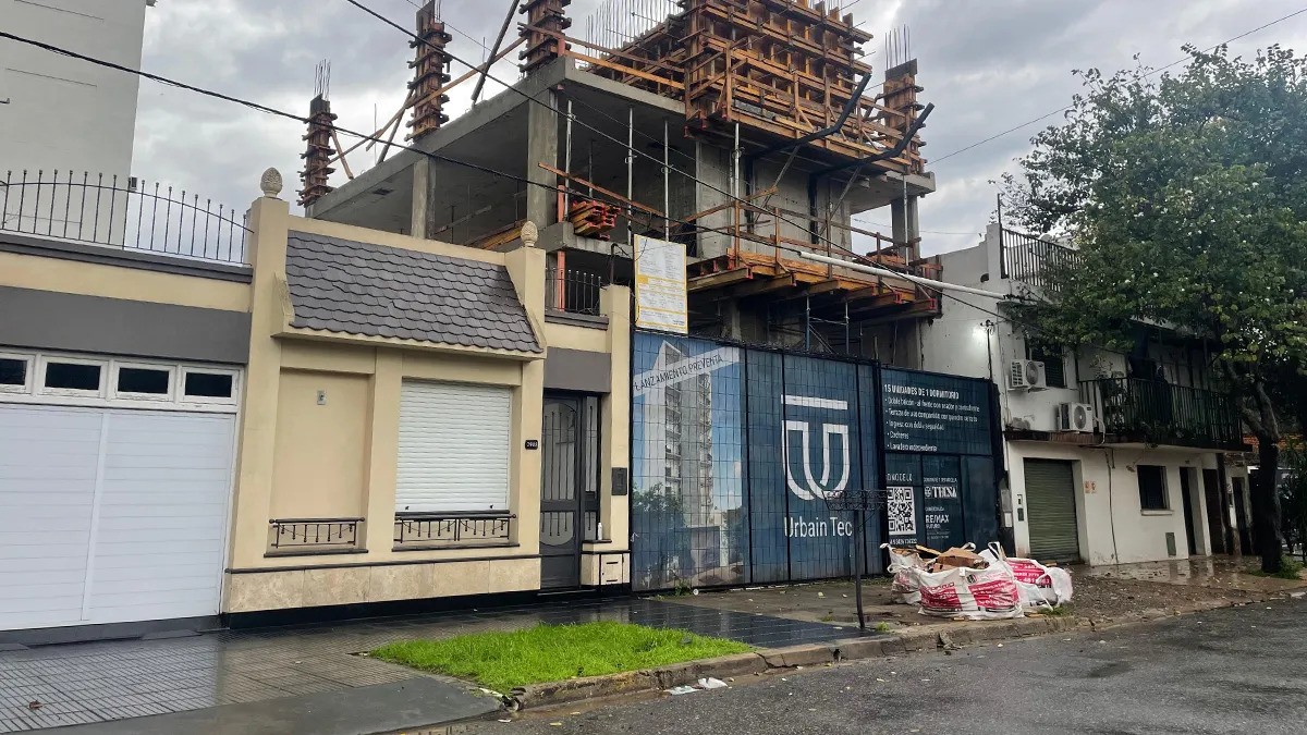 Intento de robo en el barrio Mariano Comas: un sereno fue golpeado en la cabeza | Policiales