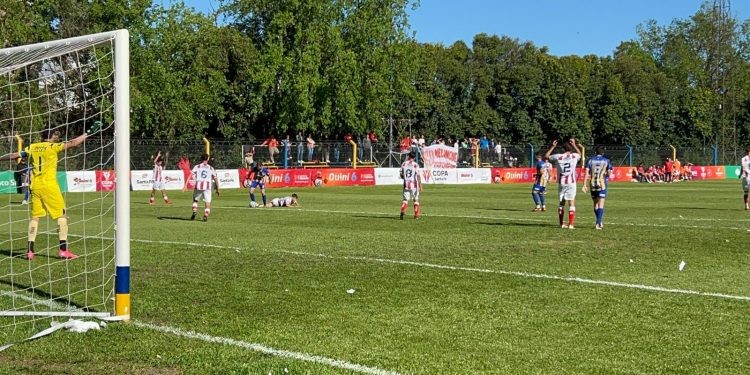 Copa Santa Fe: la primera final terminó igualada y se define en 15 días | Deportes