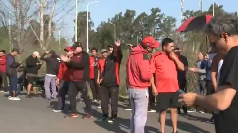 Hinchas de Colón sancionados por los disturbios en el predio "4 de Junio" | Deportes