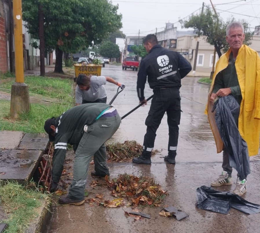Lluvia en Santa Fe: se reaizan trabajos de desobstrucción y limpieza | Noticias