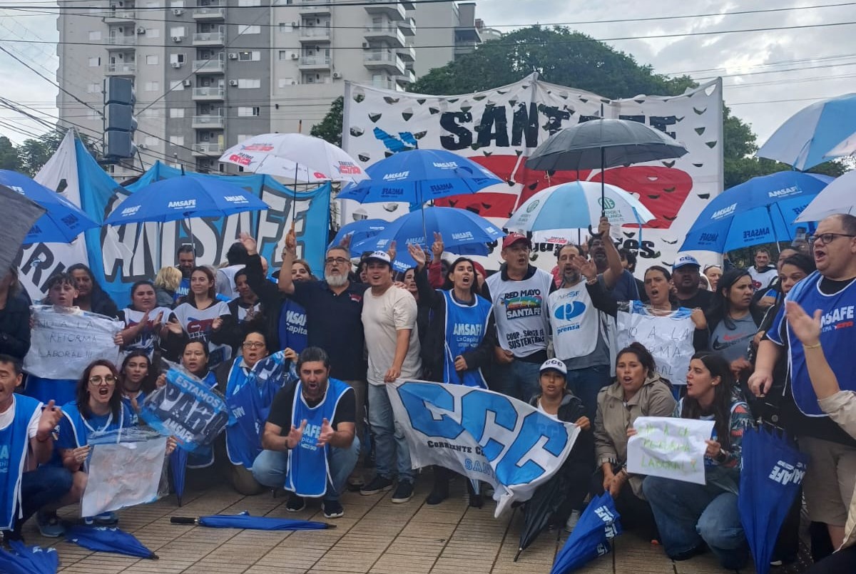 Reforma laboral y paro de la CGT: realizaron volanteada en Santa Fe | Noticias